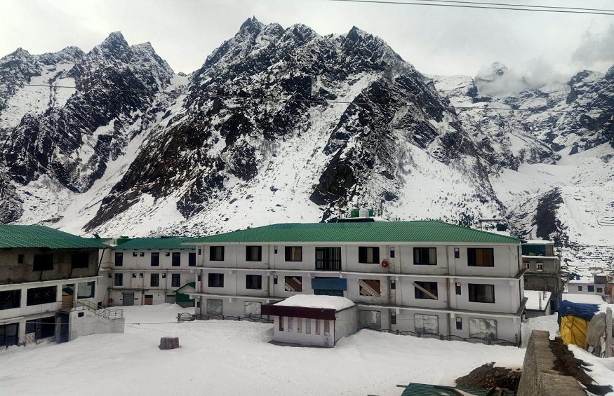 Stay At The Best Hotel In Badrinath To Enjoy Your Vacation