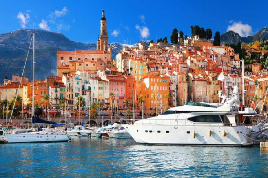Curated Luxury: Designing Your Perfect Cannes Charter Itinerary